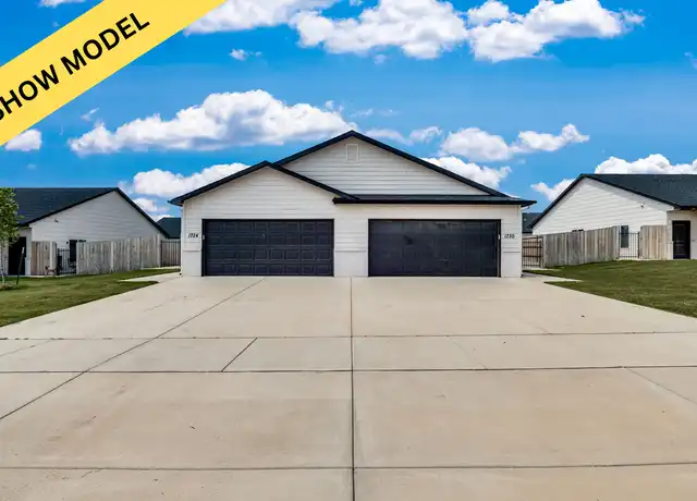 Property at 2240 E Cheyenne Ct, Kechi, KS, 67067, 3 beds, 2 baths, [object Object]