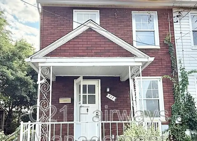 Property at 927 Vankirk St Unit 1, Clairton, PA, 15025, 3 beds, 1 bath, [object Object]