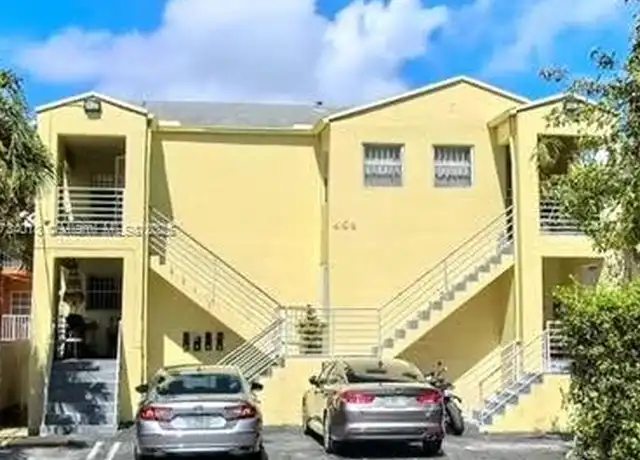 Property at 459 SW 4th St Unit 3, Miami, FL, 33130, 1 bed, 1 bath, [object Object]