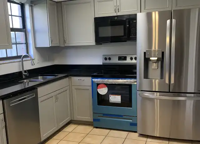 Property at 724 Ohio Pike Unit C, Cincinnati, OH, 45245, 2 beds, 1.5 baths, [object Object]