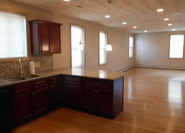 Property at 82 Sutton St Unit 3rd, Providence, RI, 02903, 3 beds, 1 bath, [object Object]