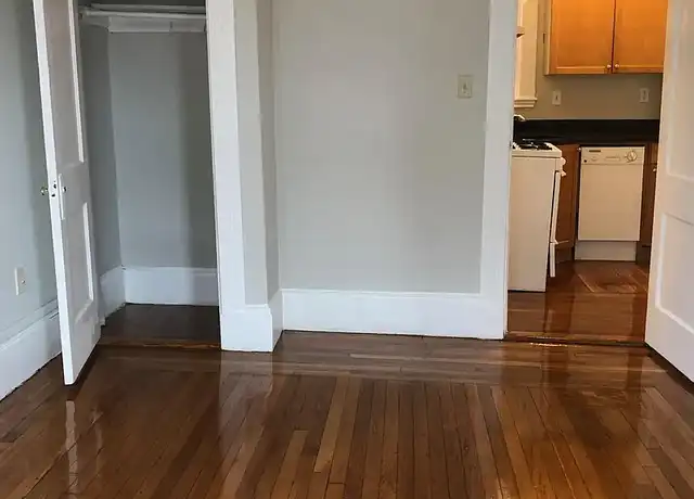 Property at 38 Hemenway St, Boston, MA, 02115, 2 beds, 1 bath, [object Object]