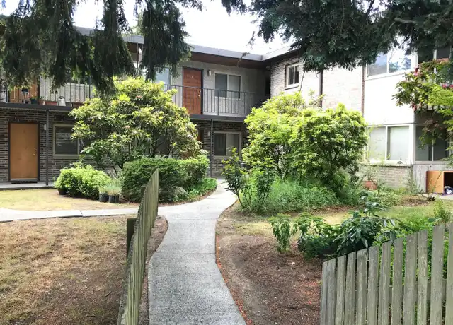 Property at 18405 Linden Ave N Unit 5, Shoreline, WA, 98133, 2 beds, 1 bath, [object Object]