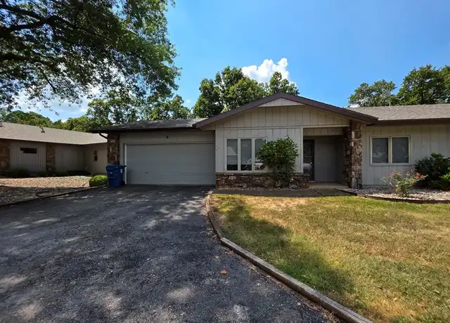 Property at 9 Fairway Dr, Bella Vista, AR, 72714, 2 beds, 2 baths, [object Object]