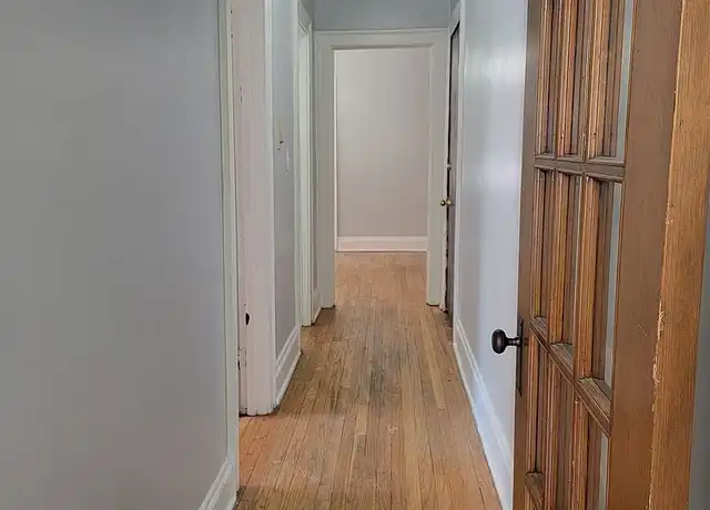 Property at Lauderdale Apartments - 1670 Lauderdale Ave, Lakewood, OH, 44107, 2 beds, 1 bath, [object Object]