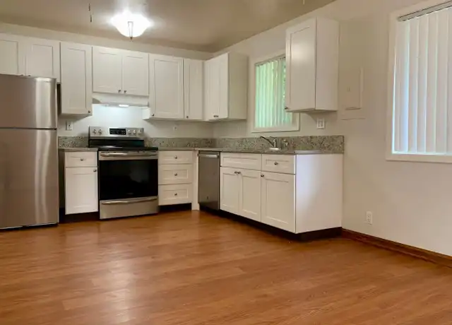 Property at 4337-4371 SW Garden Home Rd Unit 376-4371, Portland, OR, 97219, 3 beds, 1.5 baths, [object Object]