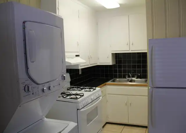Property at 1862 W Pensacola St Unit 1862-3, Tallahassee, FL, 32304, 1 bed, 1 bath, [object Object]