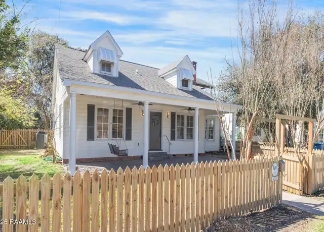 Property at 413 Saint Louis St, Lafayette, LA, 70506, 4 beds, 3 baths, [object Object]