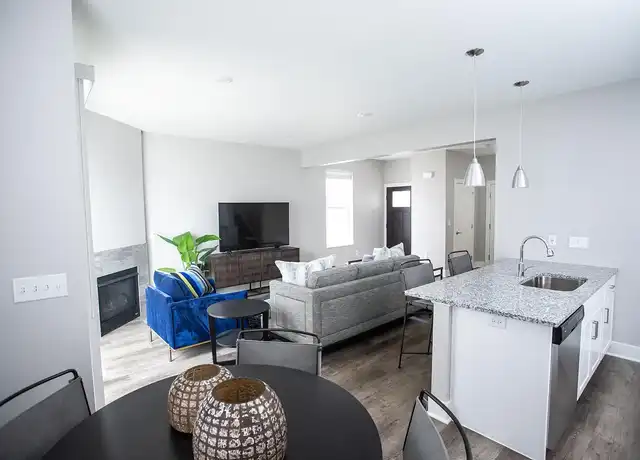 Property at Evergreen Townhomes - 3141 E Beltline Ave NE, Grand Rapids, MI, 49525, 2-3 beds, 2.5 baths, [object Object]