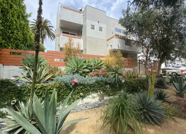 Property at 1827 16th St, Santa Monica, CA, 90404, 2 beds, 2.5 baths, [object Object]