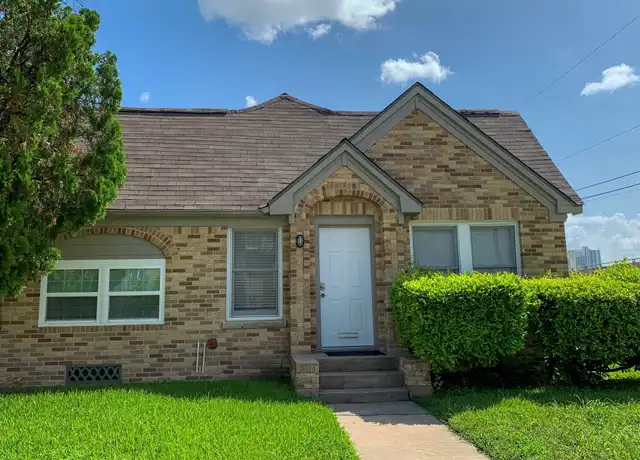 Property at 2204 Barbee St, Houston, TX, 77004, 3 beds, 2 baths, [object Object]