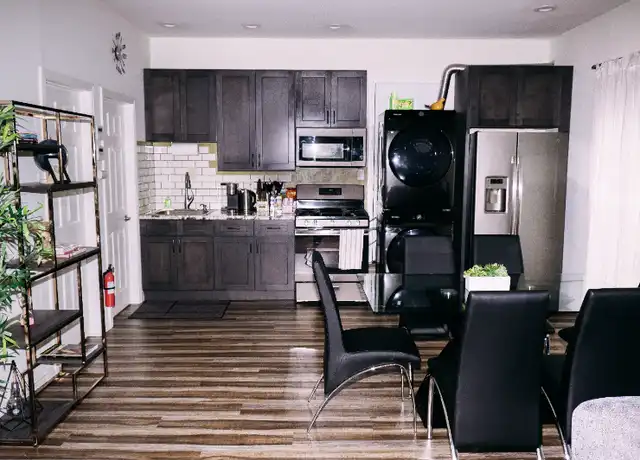 Property at 5756 Case Ave Unit (REAR HOME), North Hollywood, CA, 91601, 2 beds, 1 bath, [object Object]