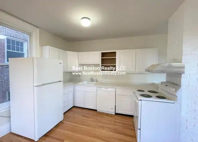 Property at 14 Chestnut St, Malden, MA, 02148, 4 beds, 2 baths, [object Object]