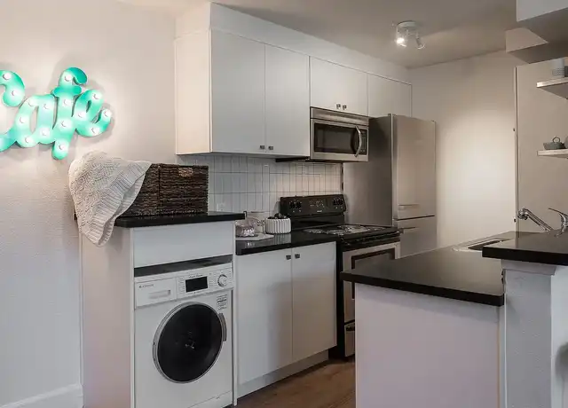 Property at Moxie + Clover - 5800 Marmion Way, Los Angeles, CA, 90042, 1 bed, 1 bath, [object Object]