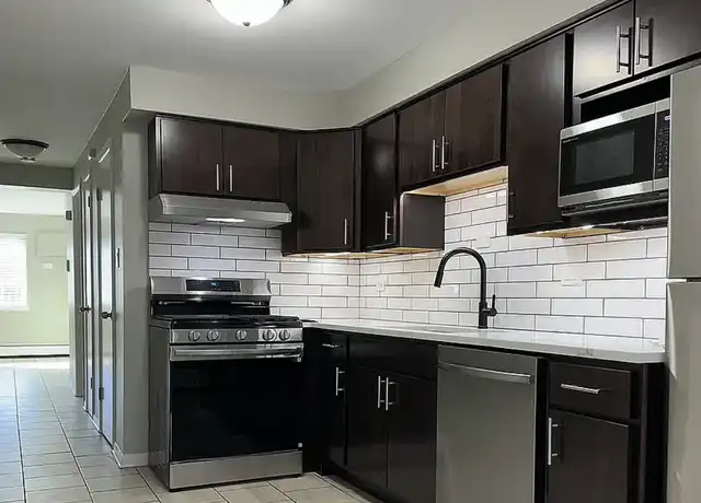 Property at 9232 Jill Ln Unit GE, Schiller Park, IL, 60176, 2 beds, 1 bath, [object Object]