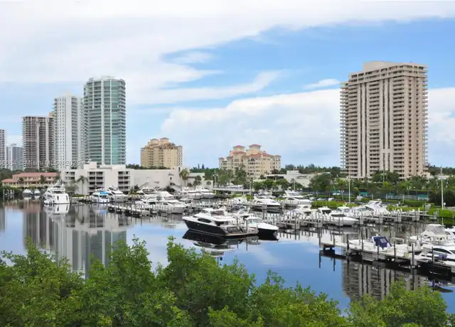 Property at 19801 E Country Club Dr #4104, Miami, FL, 33180, 1 bed, 1 bath, [object Object]