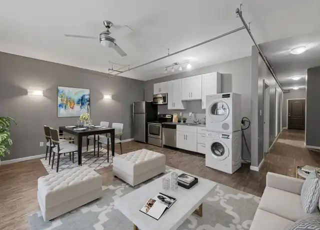 Property at 4242 Lindell Blvd, Saint Louis, MO, 63108, 2 beds, 2 baths, [object Object]