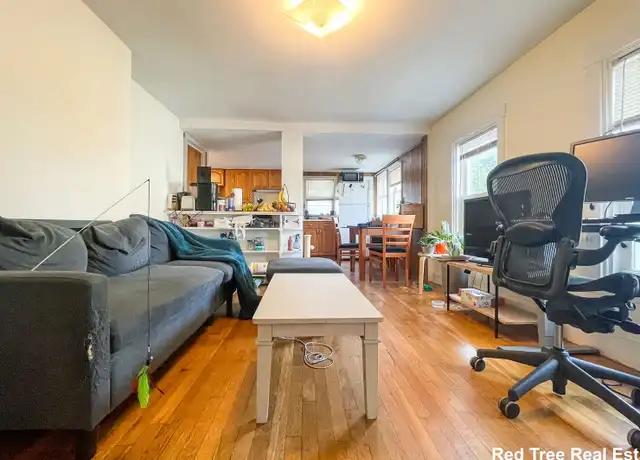 Property at 28 Cherry St Unit 2, Somerville, MA, 02144, 4 beds, 1 bath, [object Object]