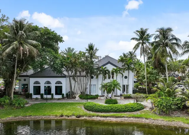Photo of 500 Jefferson Dr, Deerfield Beach, FL 33442