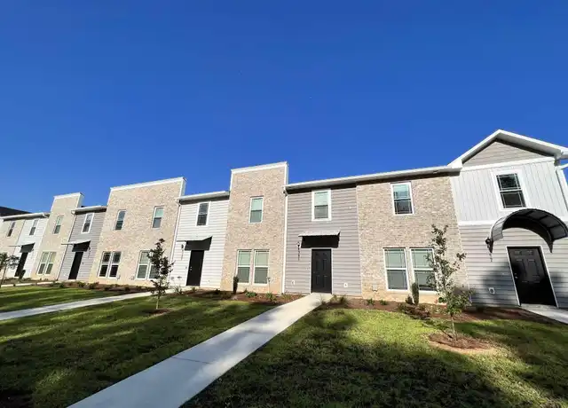 Property at 4385 Village Oak Ln, Milton, FL, 32571, 3 beds, 2.5 baths, [object Object]