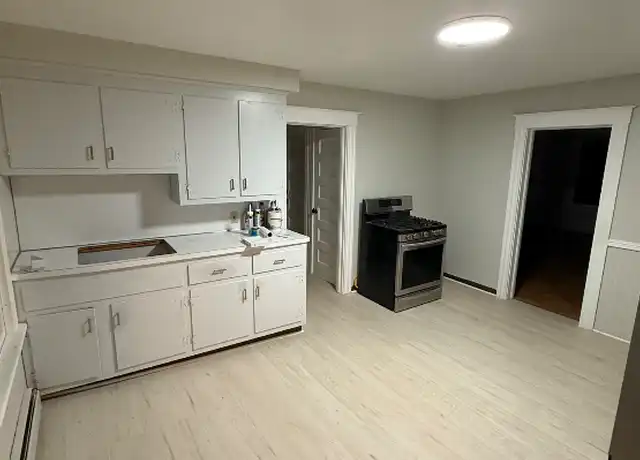 Property at 423 Stanley St Unit 2, New Britain, CT, 06051, 3 beds, 1 bath, [object Object]