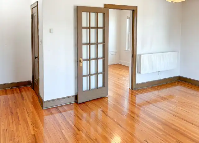 Property at 1299 Grand Ave, Saint Paul, MN, 55105, 1 bed, 1 bath, [object Object]