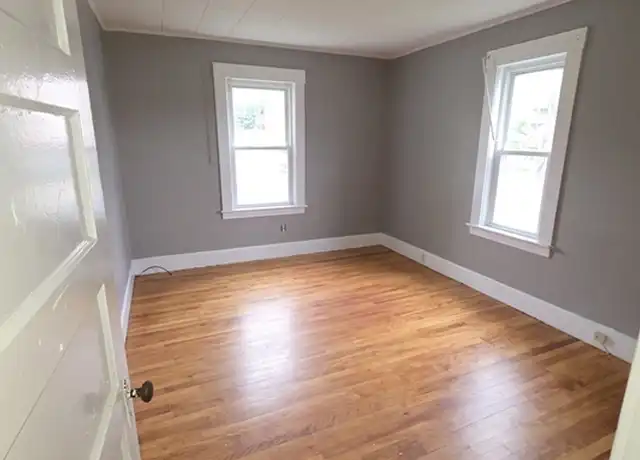 Property at 205 Woodland St Unit 1, Fitchburg, MA, 01420, 2 beds, 1 bath, [object Object]