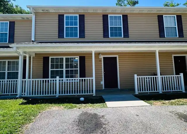 Property at 35 Station Ln NE, Christiansburg, VA, 24073, 3 beds, 2.5 baths, [object Object]