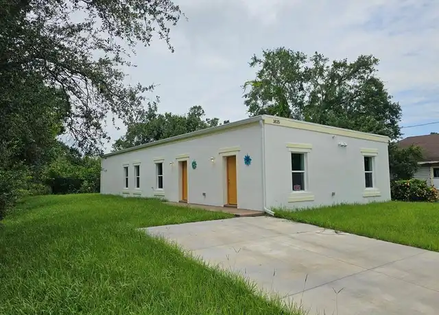 Property at 3835 Lora St, Fort Myers, FL, 33916, 5 beds, 3 baths, [object Object]