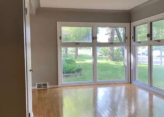 Property at 5124 Bryant Ave N, Minneapolis, MN, 55430, 4 beds, 2 baths, [object Object]