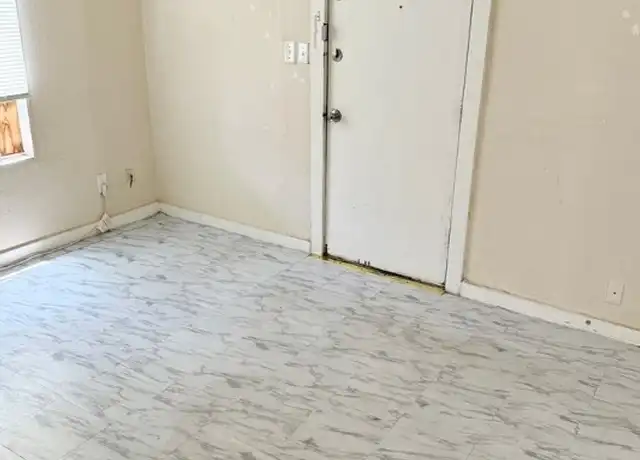 Property at 203 N 1st St, Copperas Cove, TX, 76522, 1 bed, 1 bath, [object Object]