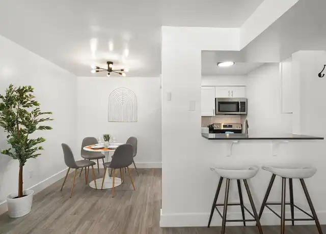 Property at Fringe Midtown - 948 E Devonshire Ave, Phoenix, AZ, 85014, 1 bed, 1 bath, [object Object]