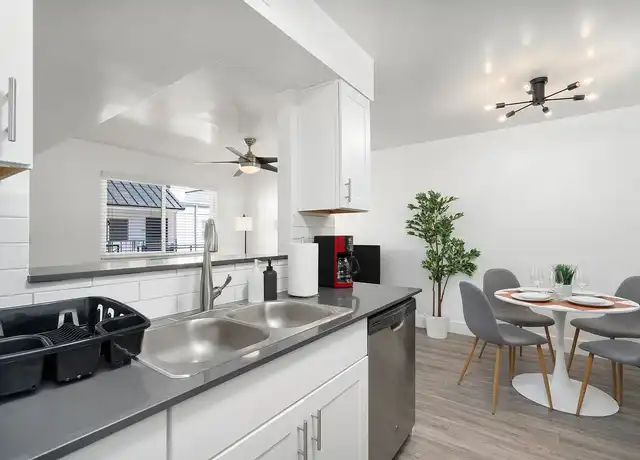 Property at Fringe Midtown - 948 E Devonshire Ave, Phoenix, AZ, 85014, 1 bed, 1 bath, [object Object]
