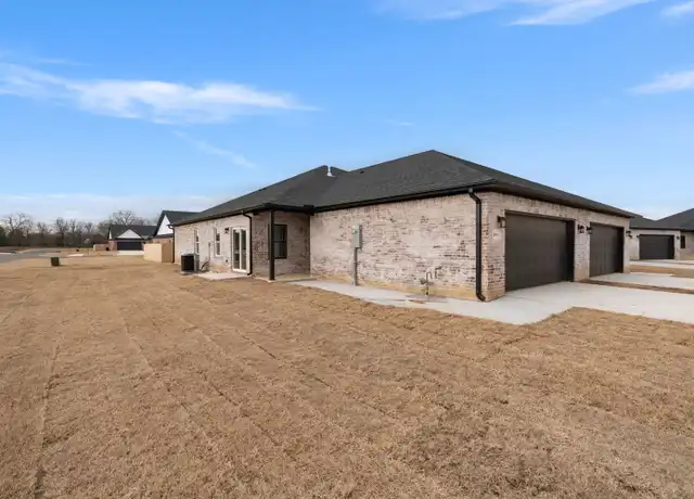 Property at 8908 Cambria Cir, Fort Smith, AR, 72916, 3 beds, 2 baths, [object Object]