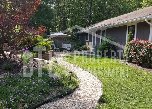 Property at 2 Kristina Ln, Kimberling City, MO, 65686, 3 beds, 2 baths, [object Object]