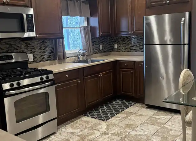 Property at 179 James Hawkins Rd, Moriches, NY, 11955, 2 beds, 1 bath, [object Object]
