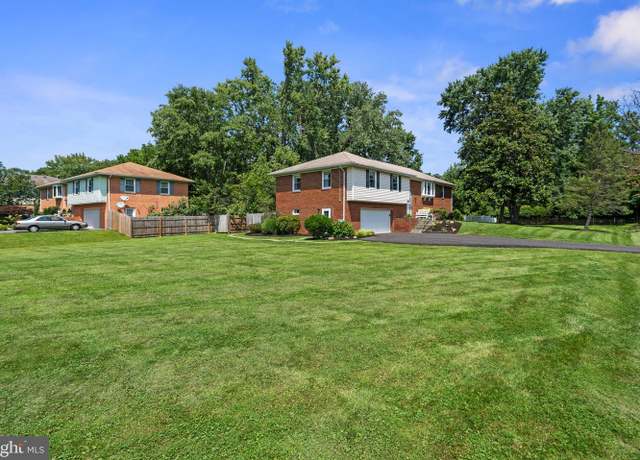 Photo of 17479 Queen Elizabeth Dr, Olney, MD 20832