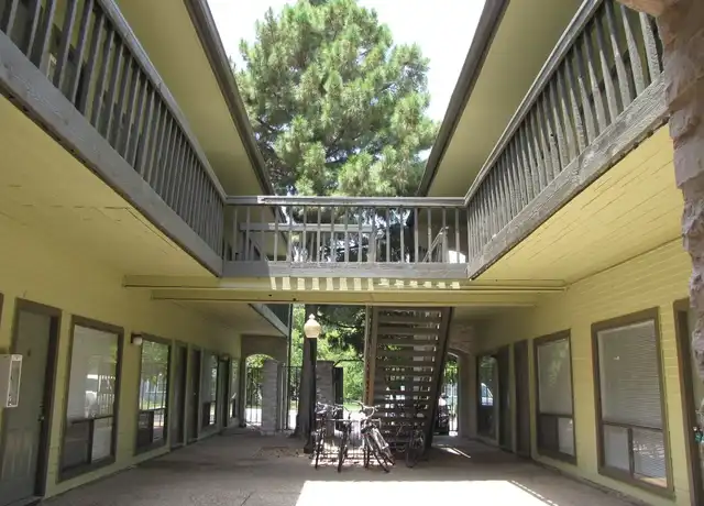 Property at 2815 Rio Grande St #103, Austin, TX, 78705, 1 bed, 1 bath, [object Object]