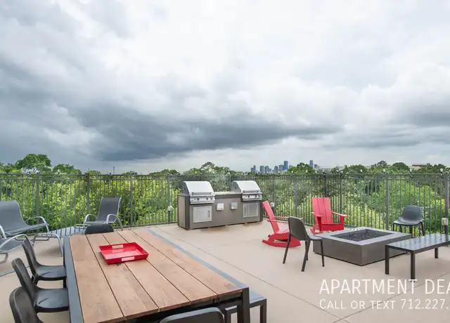 Property at 4465 N MacGregor Way Unit 2990, Houston, TX, 77004, 4 beds, 4 baths, [object Object]