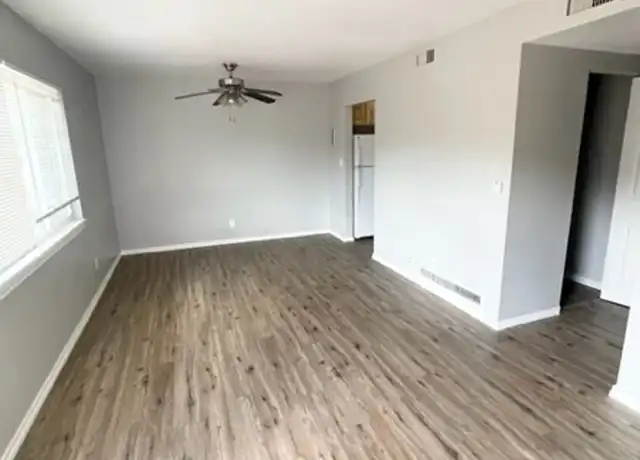 Property at 425 E Fountain Pl Unit 303, Manitou Springs, CO, 80829, 2 beds, 1 bath, [object Object]