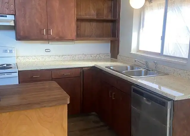 Property at 2205 S High St Unit 2205, Denver, CO, 80210, 3 beds, 2 baths, [object Object]