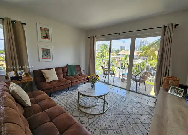 Property at 3944 NE 167th St #301, North Miami Beach, FL, 33160, 1 bed, 1.5 baths, [object Object]