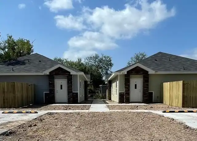 Property at 605 W Cypress Ave Unit B, La Feria, TX, 78559, 2 beds, 2 baths, [object Object]