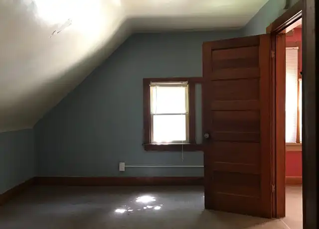 Property at 1324 2nd Ave N Unit 1324-5, Fort Dodge, IA, 50501, 3 beds, 1 bath, [object Object]