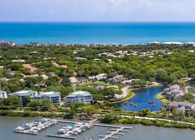 Property at 1400 Winding Oaks Cir W Unit A404, Vero Beach, FL, 32963, 2 beds, 2 baths, [object Object]