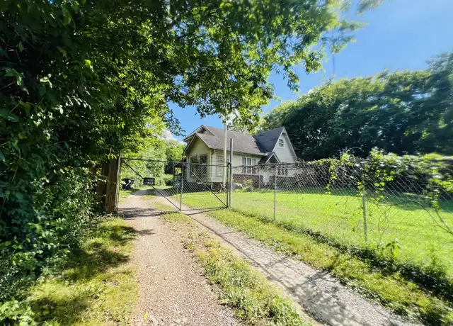 Property at 5711 Maudina Ave Unit B, Nashville, TN, 37209, 2 beds, 1 bath, [object Object]