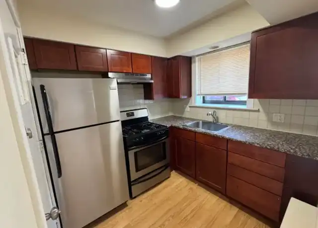Property at 2704 W Lunt Ave #103, Chicago, IL, 60645, 1 bed, 1 bath, [object Object]