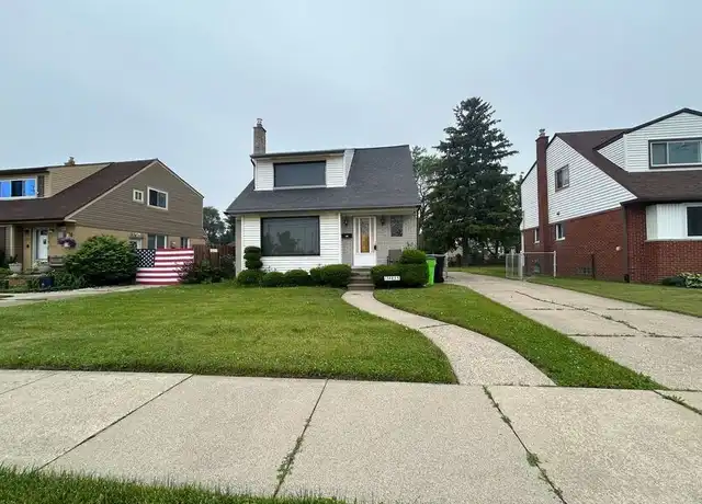 Property at 17483 Allen St Unit 1, Roseville, MI, 48066, 2 beds, 1 bath, [object Object]