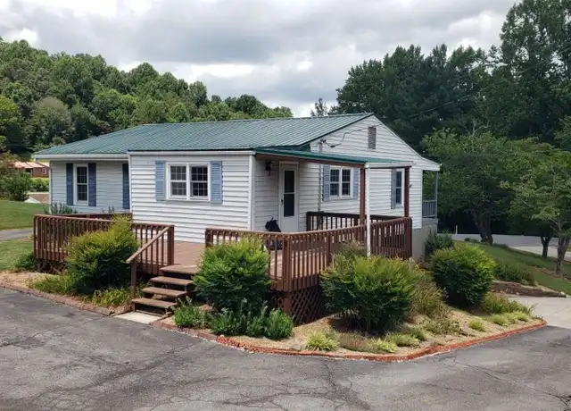 Property at 242 Sleepy Hollow Rd, Kingsport, TN, 37663, 3 beds, 1 bath, [object Object]