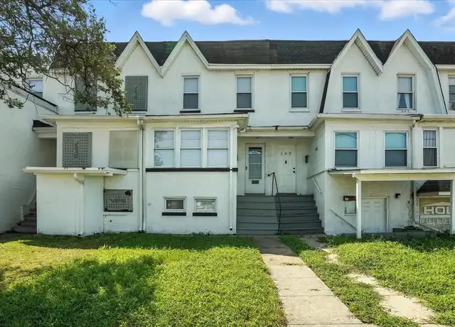Property at 111 Eastern Blvd, Essex, MD, 21221, 3 beds, 1 bath, [object Object]